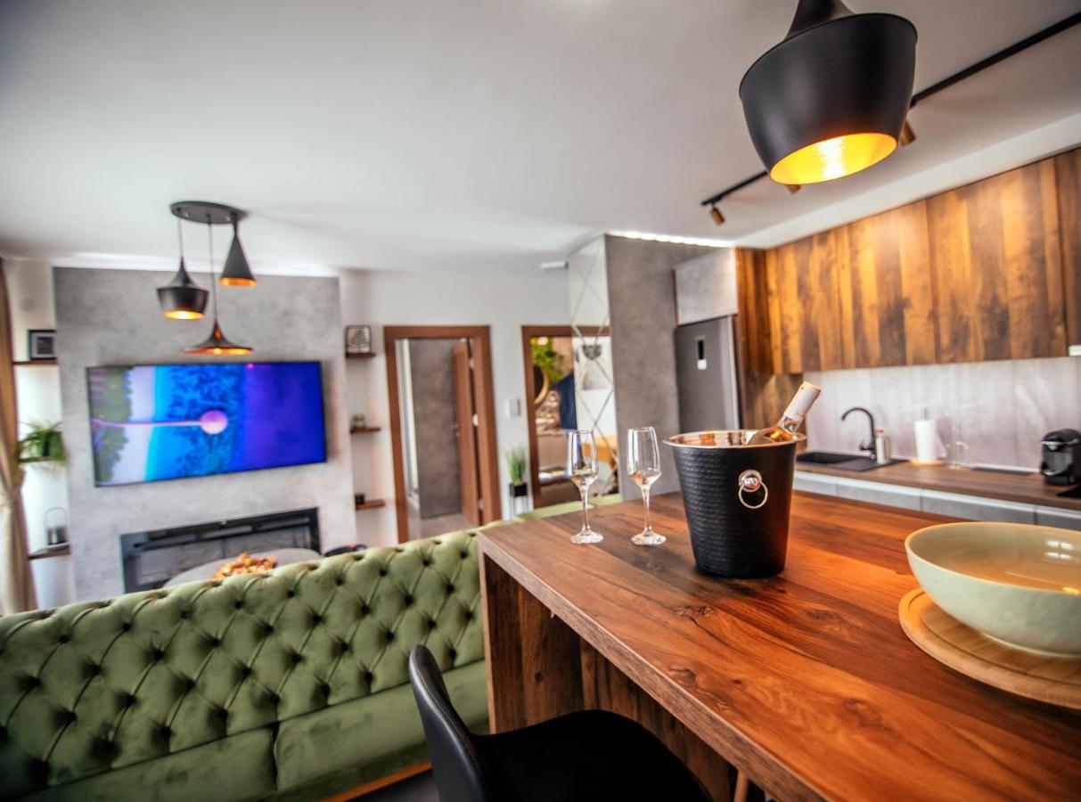 Royal Luxury Apartment Vrsac Ngoại thất bức ảnh
