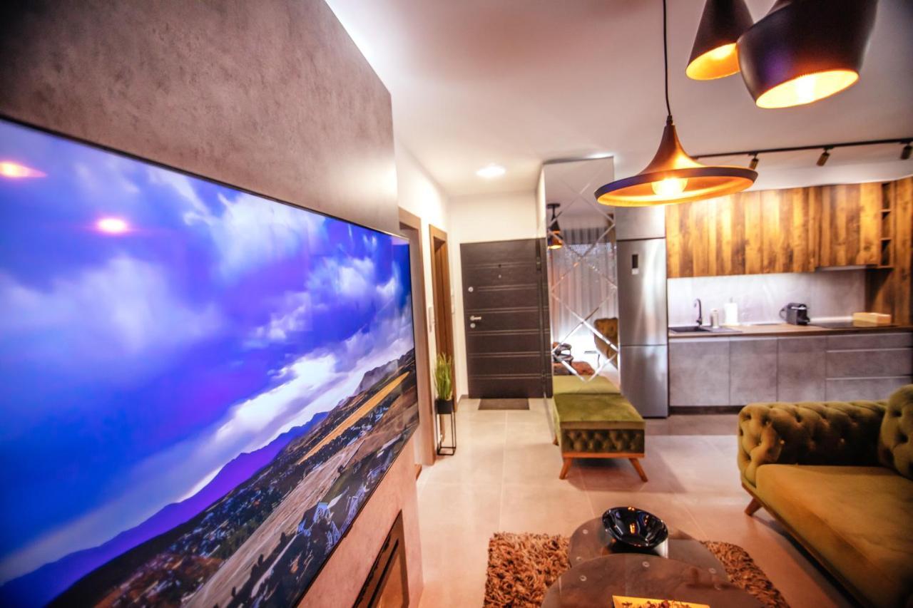 Royal Luxury Apartment Vrsac Ngoại thất bức ảnh