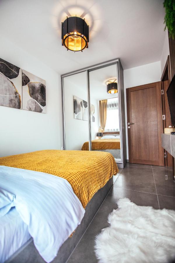 Royal Luxury Apartment Vrsac Ngoại thất bức ảnh
