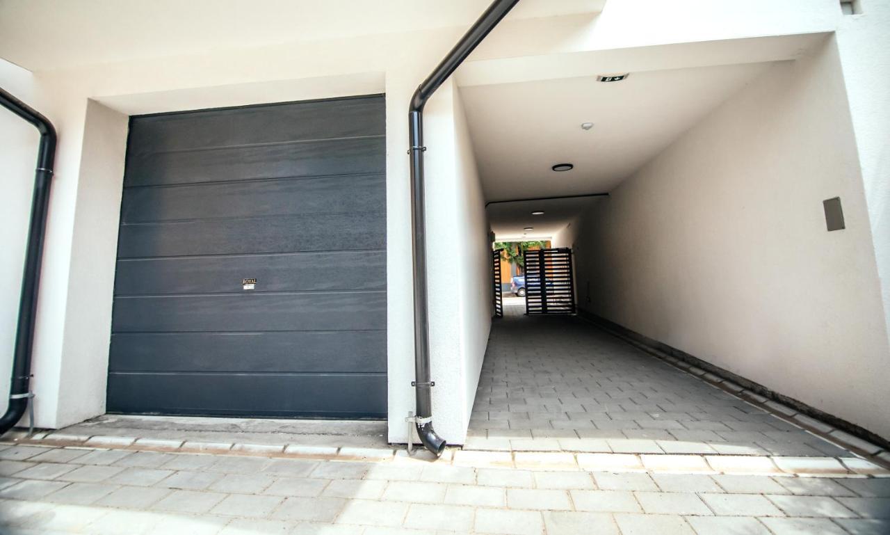 Royal Luxury Apartment Vrsac Ngoại thất bức ảnh