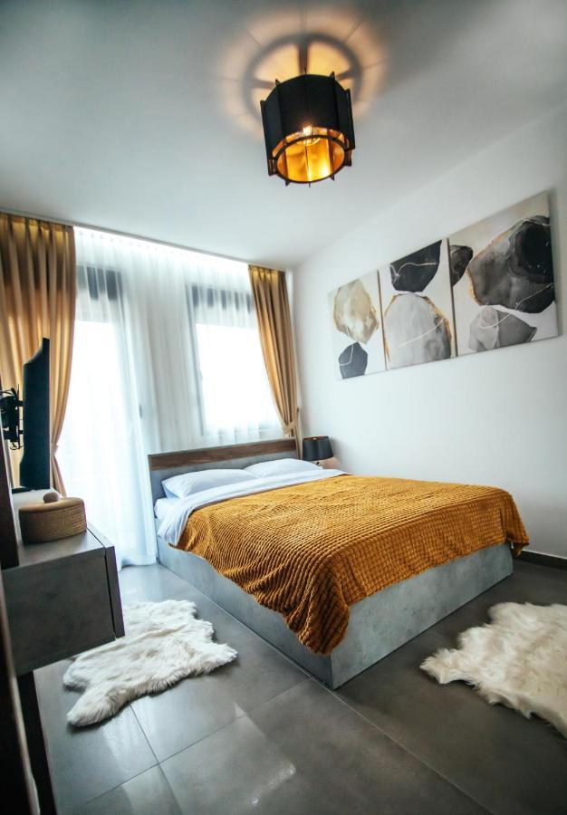 Royal Luxury Apartment Vrsac Ngoại thất bức ảnh